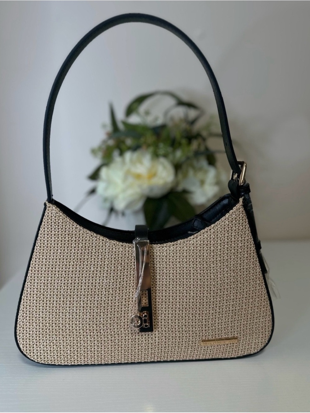 House of Harlow 1960 Woven Shoulder Bag NWT Beige & Black Baguette Purse